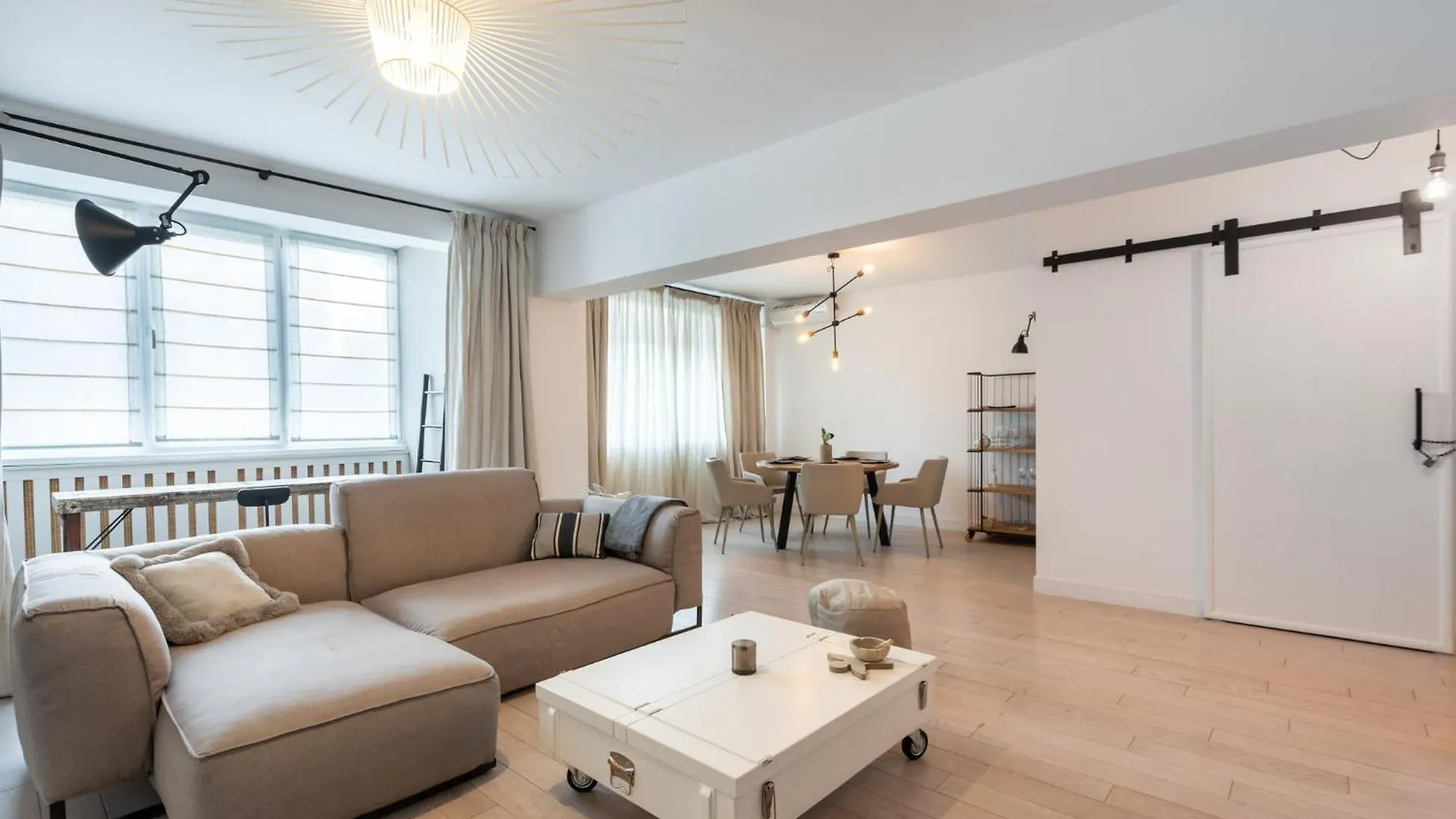 Zodiac Center Apartment Bucharest