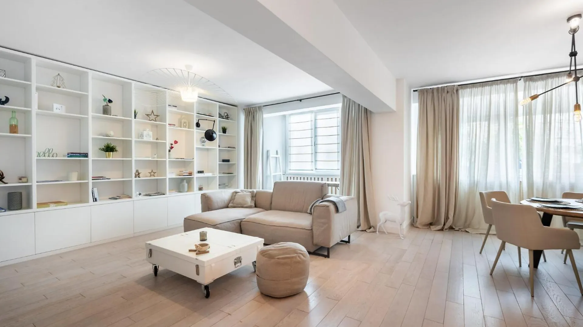 Zodiac Center Apartment Bucharest