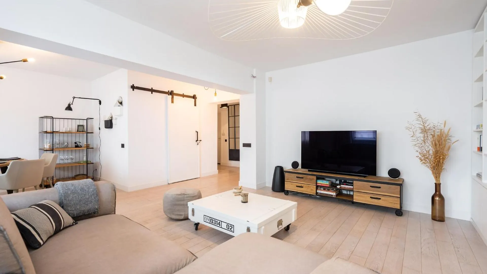 Zodiac Center Appartement Boekarest Roemenië